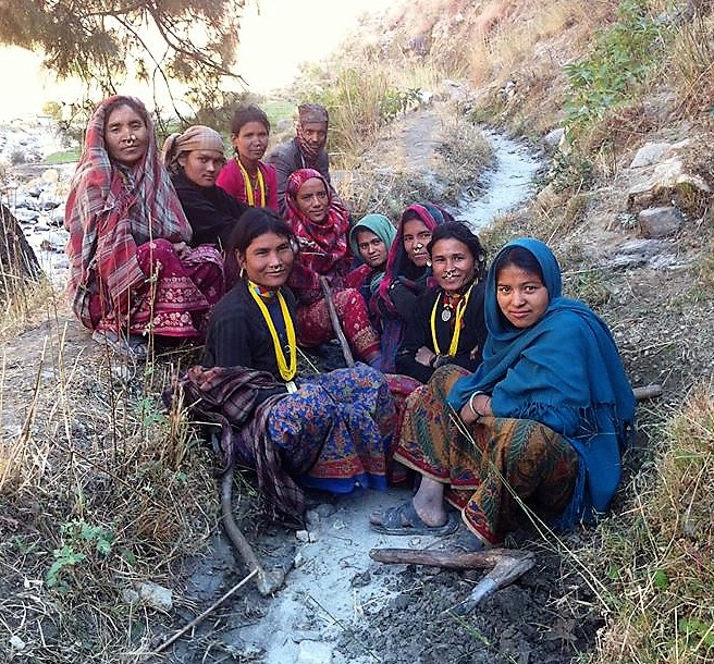 women on trail in nepal